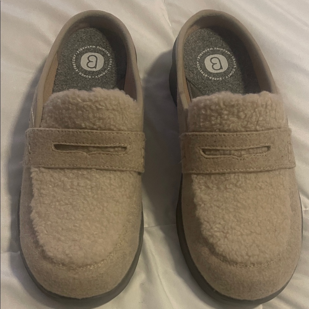 Joe B Beige Fleece Loafers